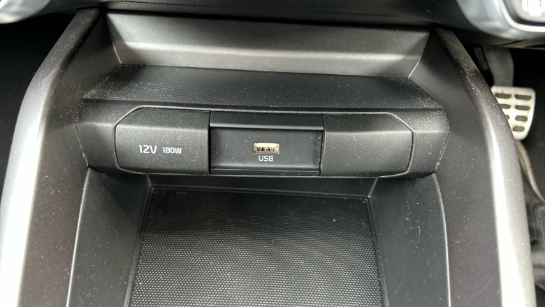 Kia Stonic 1.0T GDi 48V GT-Line 5dr Petrol Estate